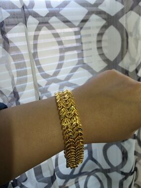 21k Gold Plated Women's Leaf Link Bracelet